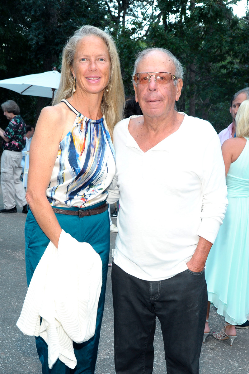 Liz Brown, Leslie Alexander==Animal Rescue Fund of the Hamptons Bow Wow Meow Ball== Animal Rescue Fund Of The Hamptons, Wainscott==August 20, 2016==Â©Patrick McMullan==Photo: PatrickMcMullan/PMC====