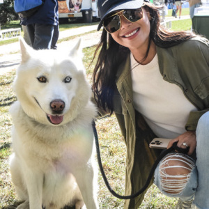 So many dogs, so many people! Photo by Kristin L. Gray Photography.