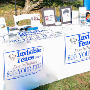 Invisible Fence - Dog Walk Sponsor. Photo by Lisa Tamburini.