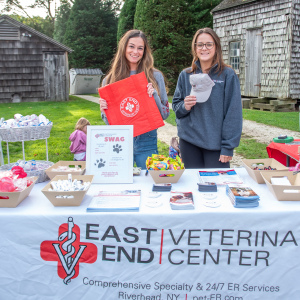 East End Veterinary Center - event sponsor. Photo by Lisa Tamburini.