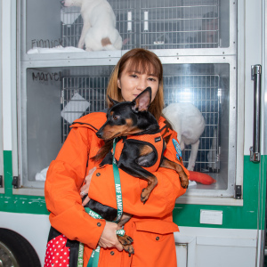 Vivi Zhou and Brownie  who is available for adoption. Photo by Lisa Tamburini.