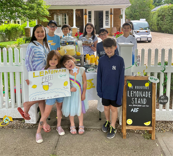 LemonARF stand in front of the Roundtree Hotel in Amagansett in 2021.