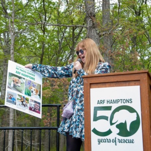 James Lane Post Editor Jessica Mackin was on hand to present the winners in their Pet Photo Contest!