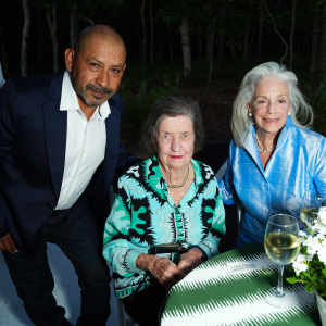 Polly with Roberto Hernandez and Charmaine Caldwell  at the Bow Wow Meow Ball in 2023. Photo by Jared Siskin/ PMC.